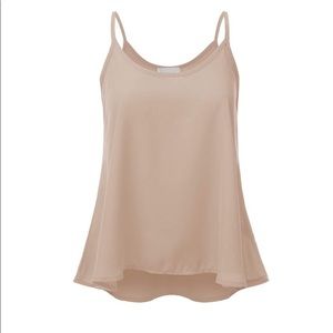 ✨HP✨Stunning Cream Sheer Scoop Neck 😍